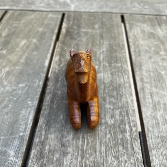 Vintage Hand Carved Wood Sitting Camel Sculpture Shelf Figurine 5” - Picture 5 of 8